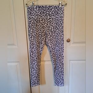 Lululemon wunder under animal print size 12 leggings LNC